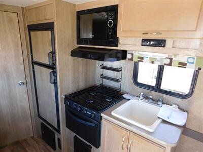 2016 Pacific Coachworks Econ DLX  M-16RB - Photo 9 - Sierra Vista, AZ 85650