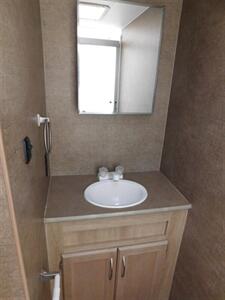 2016 Pacific Coachworks Econ DLX  M-16RB - Photo 8 - Sierra Vista, AZ 85650