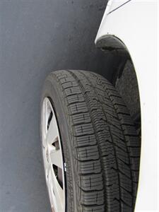 2021 Nissan NV200 SV MINI CARGO VAN - Photo 22 - Orange, CA 92867