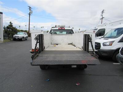 2018 Chevrolet Silverado 3500HD utility bed with lift   - Photo 31 - Orange, CA 92867