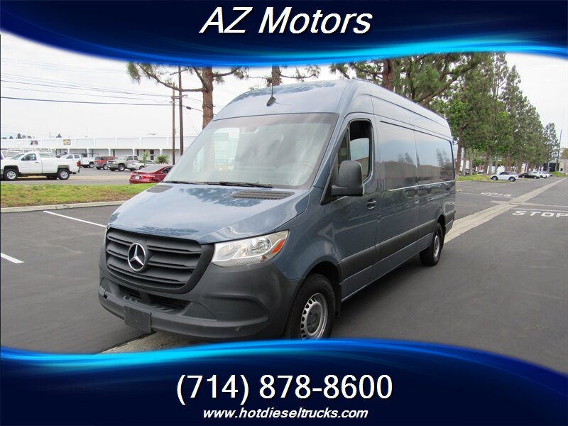 2019 Mercedes-Benz Sprinter Crew Van Base