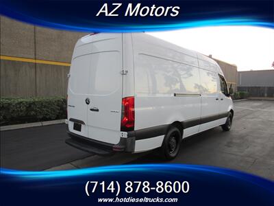 2022 Mercedes-Benz Sprinter CARGO VAN 2500 170 WB H/ROOF   - Photo 5 - Orange, CA 92867