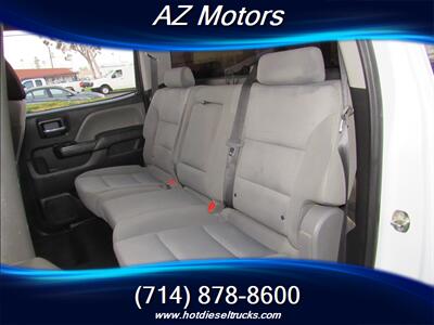 2018 Chevrolet Silverado 2500HD W/T crew cab 4x4 diesel S/B   - Photo 12 - Orange, CA 92867