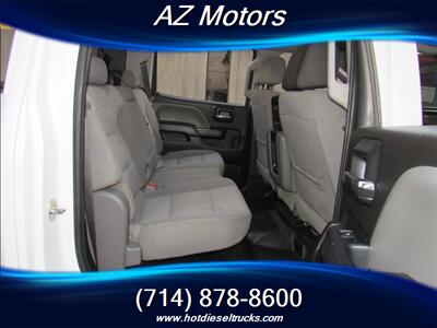 2018 Chevrolet Silverado 2500HD W/T crew cab 4x4 diesel S/B   - Photo 18 - Orange, CA 92867