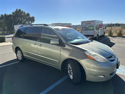 2010 Toyota Sienna XLE 5K OUT THE DOOR   - Photo 7 - Concord, CA 94520