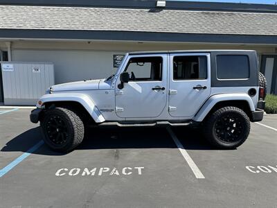 2010 Jeep Wrangler Unlimited Sahara 4x4   - Photo 2 - Concord, CA 94520