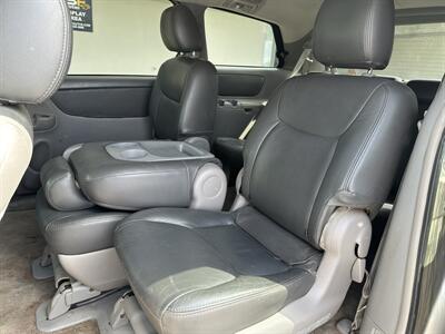 2009 Toyota Sienna LE 8-Passenger 6500 OUT THE DOOR   - Photo 9 - Concord, CA 94520