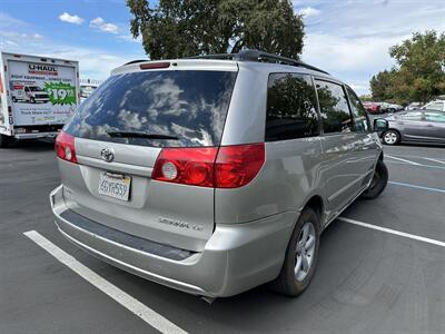 2009 Toyota Sienna LE 8-Passenger 6500 OUT THE DOOR   - Photo 5 - Concord, CA 94520