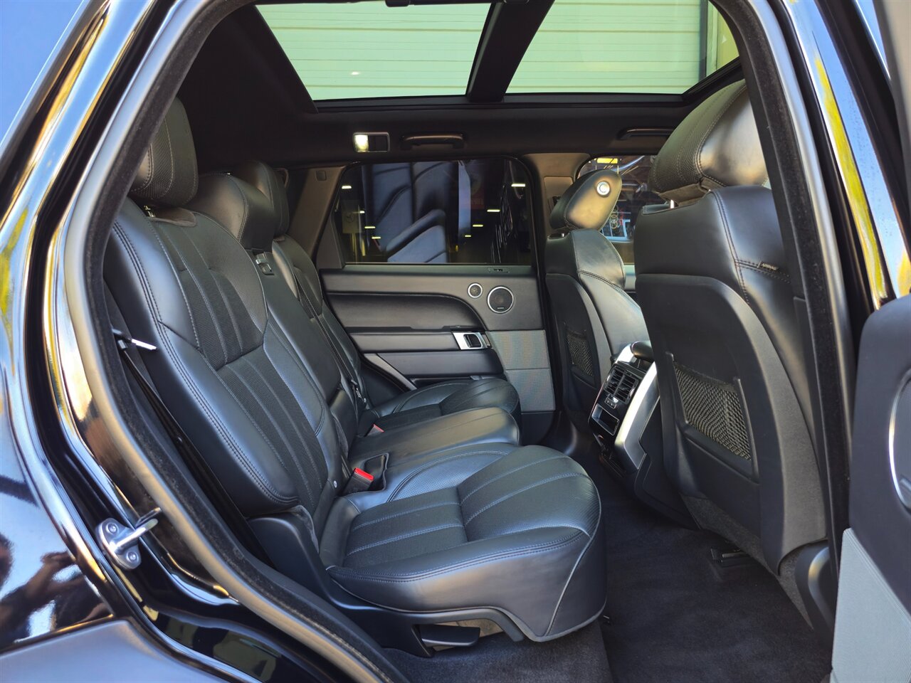 2017 Land Rover Range Rover Sport HSE - Photo 32 - Mesa, AZ 85215