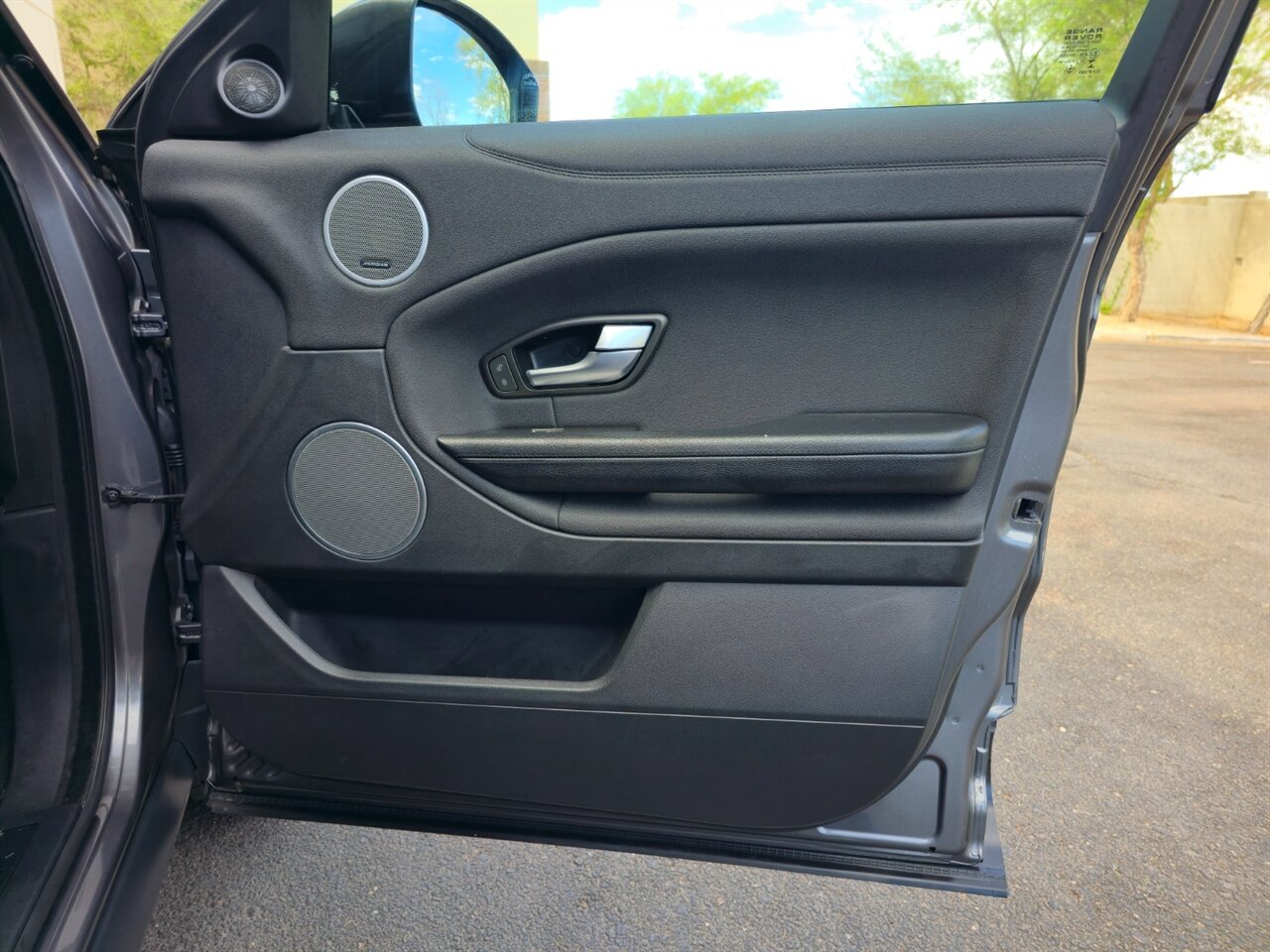 2017 Land Rover Range Rover Evoque SE Premium - Photo 21 - Mesa, AZ 85215