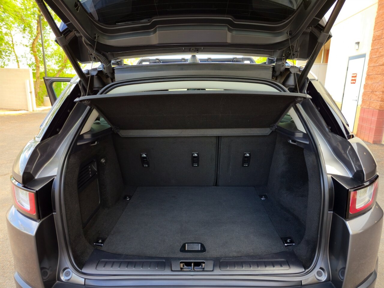 2017 Land Rover Range Rover Evoque SE Premium - Photo 28 - Mesa, AZ 85215