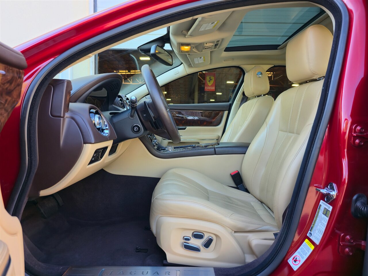 2012 Jaguar XJ 5.0L V8 - Photo 14 - Mesa, AZ 85215