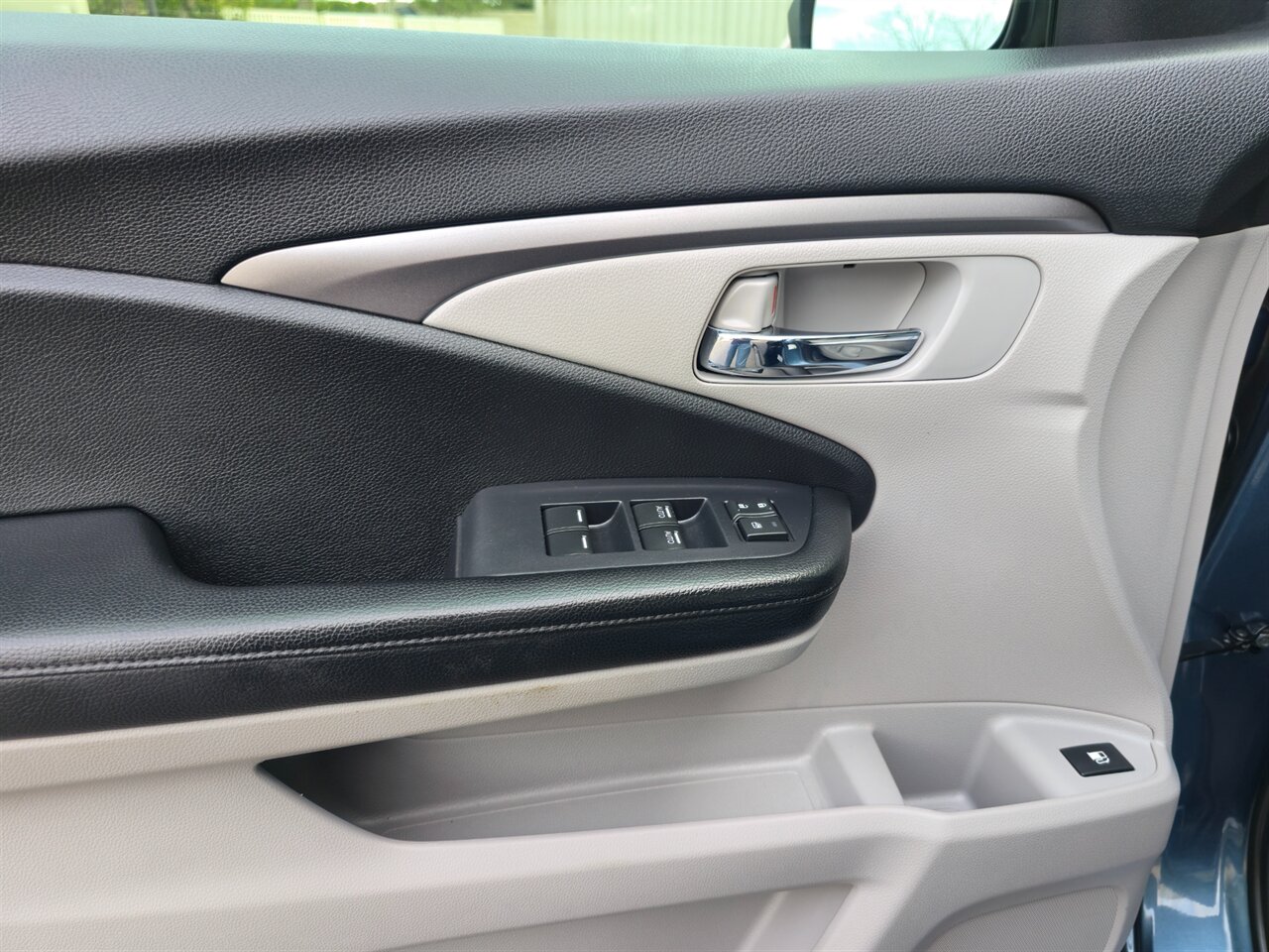 2019 Honda Pilot EX - Photo 14 - Mesa, AZ 85215