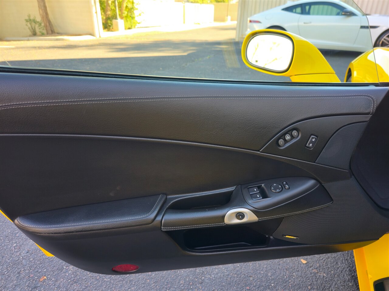 2010 Chevrolet Corvette 4LT Convertible - Photo 16 - Mesa, AZ 85215