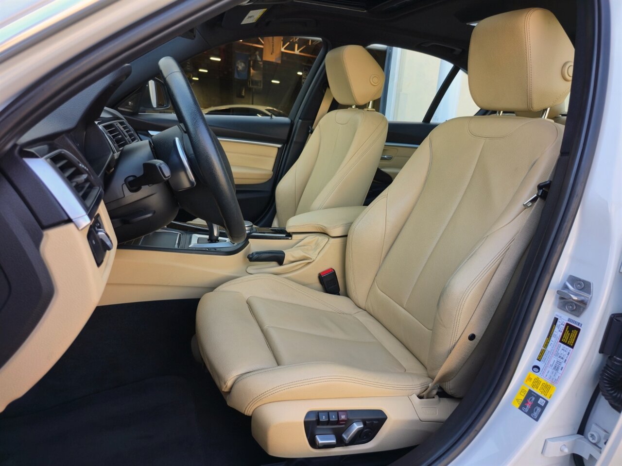 2017 BMW 330e iPerformance - Photo 15 - Mesa, AZ 85215