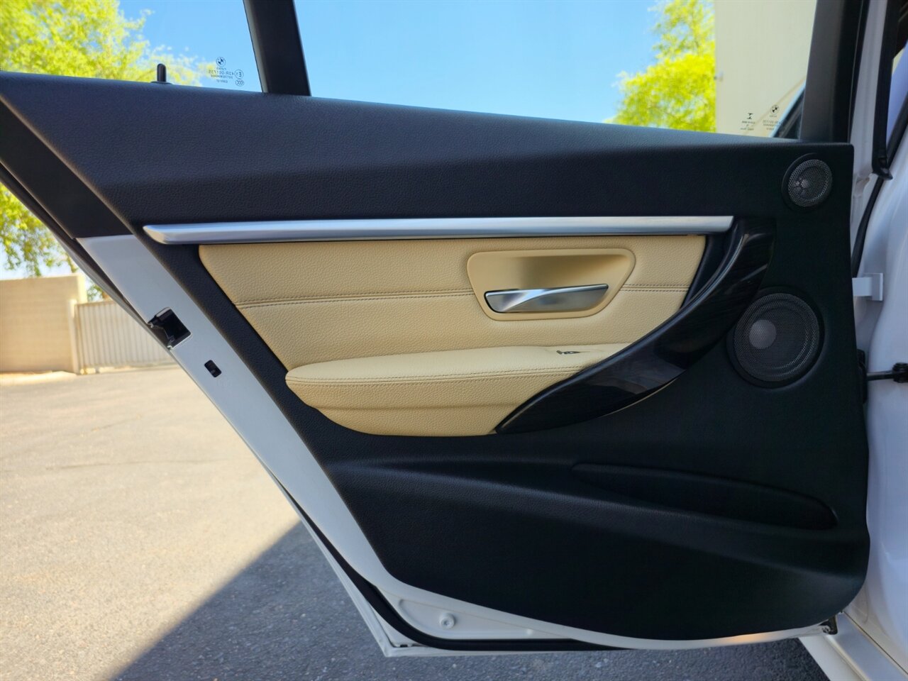 2017 BMW 330e iPerformance - Photo 28 - Mesa, AZ 85215
