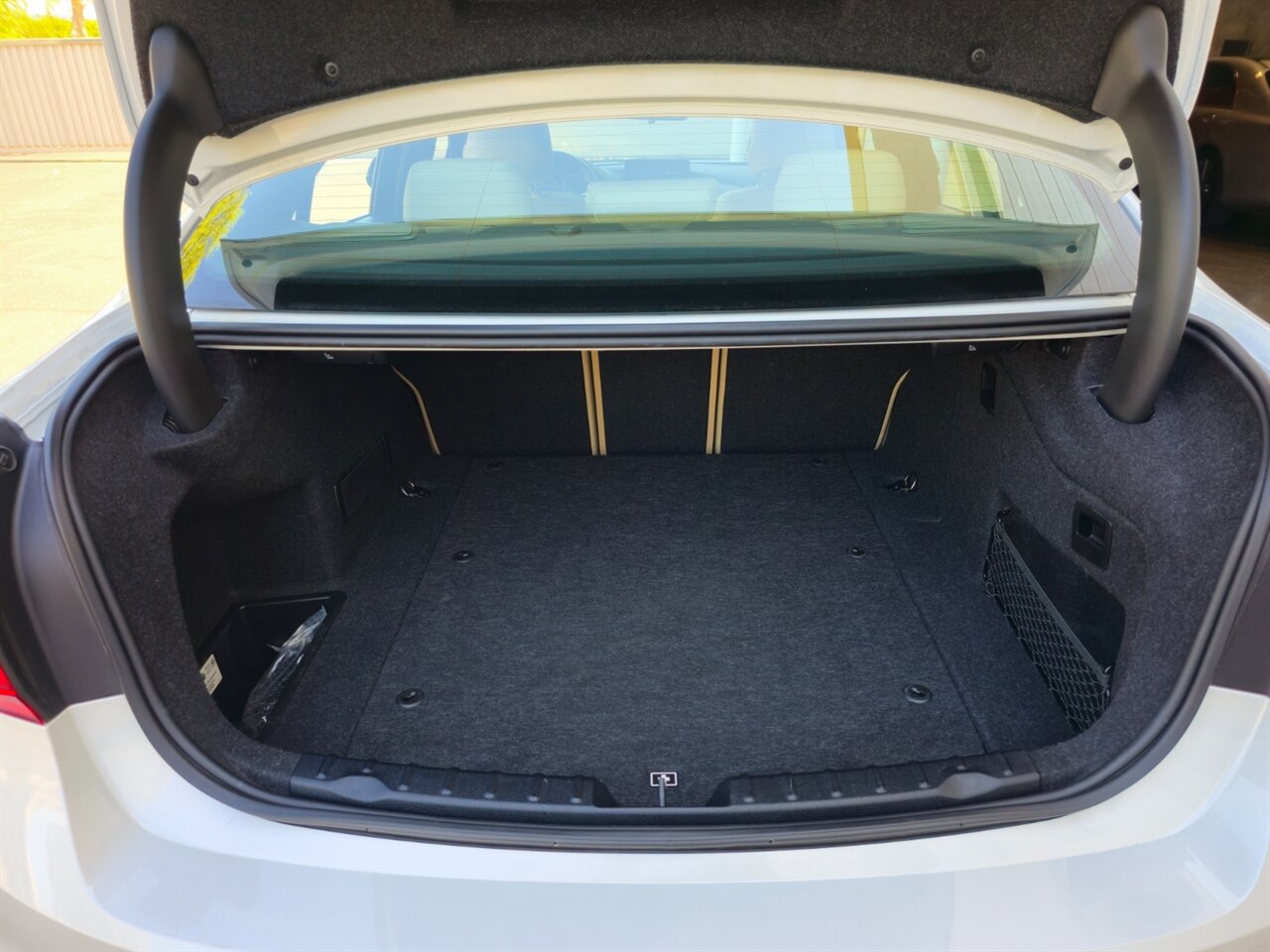 2017 BMW 330e iPerformance - Photo 36 - Mesa, AZ 85215