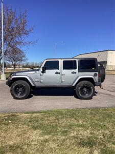 2013 Jeep Wrangler Unlimited Sahara   - Photo 2 - Nampa, ID 83687
