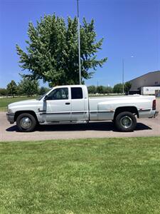 1999 Dodge Ram 3500 ST   - Photo 2 - Nampa, ID 83687