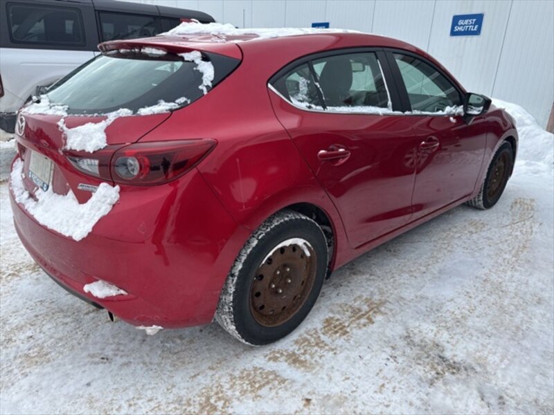 2018 Mazda Mazda3 Grand Touring   - Photo 1 - Kingston, ON K7L 4V3