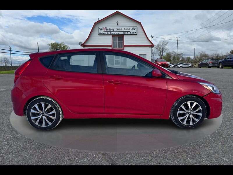 2016 Hyundai ACCENT SE  