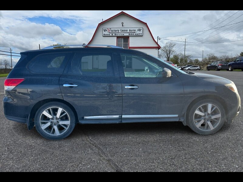 2014 Nissan Pathfinder Platinum  7 PASSENGER