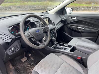 2017 Ford Escape SE   - Photo 6 - Kingston, ON K7L 4V3
