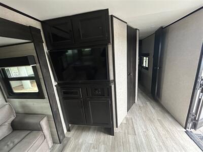 2022 Jayco Jayflight 29RKS   - Photo 17 - Madera, CA 93636