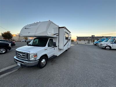 2014 Fleetwood Jamboree Searcher  31W - Photo 6 - Madera, CA 93636