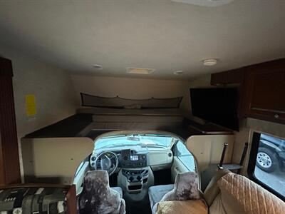 2014 Fleetwood Jamboree Searcher  31W - Photo 10 - Madera, CA 93636