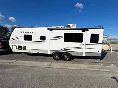 2023 Keystone Cougar 25RDSWE   - Photo 5 - Madera, CA 93636
