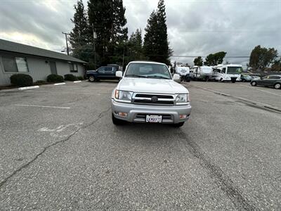 1999 Toyota 4Runner Limited   - Photo 3 - Madera, CA 93636