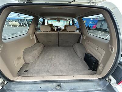 1999 Toyota 4Runner Limited   - Photo 17 - Madera, CA 93636
