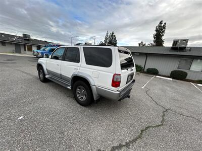 1999 Toyota 4Runner Limited   - Photo 8 - Madera, CA 93636