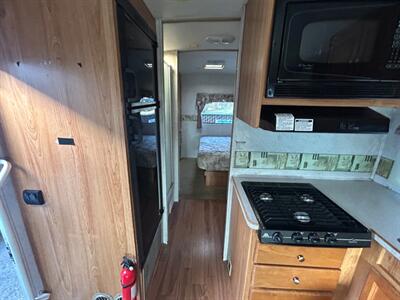 2006 R-Vision Trail Lite 293B+   - Photo 10 - Madera, CA 93636