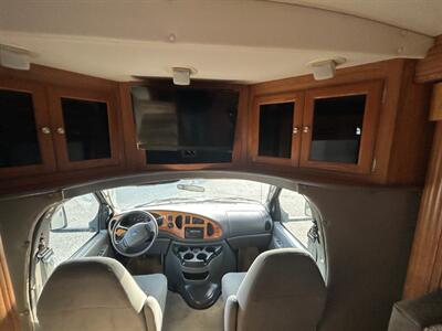 2006 R-Vision Trail Lite 293B+   - Photo 19 - Madera, CA 93636