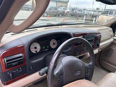 2005 Ford F-250 Super Duty Lariat   - Photo 11 - Madera, CA 93636