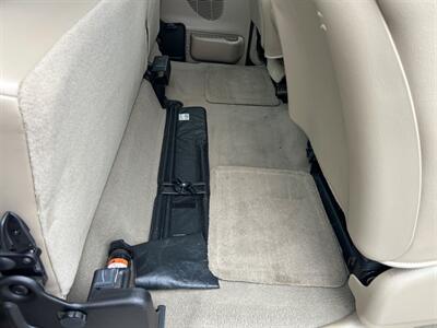 2005 Ford F-250 Super Duty Lariat   - Photo 37 - Madera, CA 93636