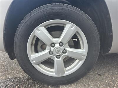 2008 Toyota RAV4   - Photo 6 - Lakewood, CO 80214