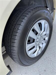 2010 Dodge Grand Caravan SE   - Photo 12 - Grand Junction, CO 81501