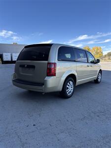 2010 Dodge Grand Caravan SE   - Photo 4 - Grand Junction, CO 81501