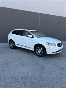 2015 Volvo XC60 T6   - Photo 2 - Grand Junction, CO 81501