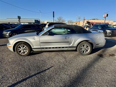 2005 Ford Mustang V6 Deluxe   - Photo 2 - Grand Junction, CO 81501