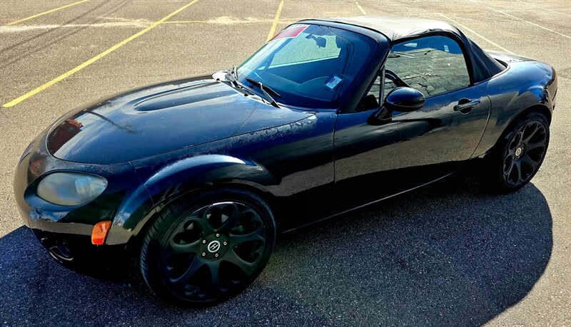 2006 Mazda MX-5 Miata  