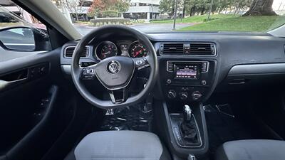 2017 Volkswagen Jetta 1.4T S   - Photo 8 - Sacramento, CA 95618