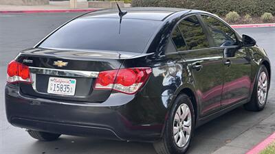 2014 Chevrolet Cruze LS Auto   - Photo 6 - Sacramento, CA 95618