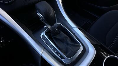 2015 Ford Fusion SE   - Photo 15 - Sacramento, CA 95618