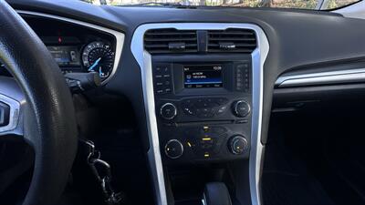 2015 Ford Fusion SE   - Photo 14 - Sacramento, CA 95618