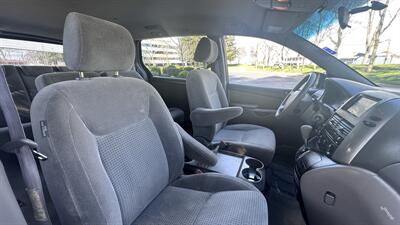 2006 Toyota Sienna LE 7 Passenger   - Photo 8 - Sacramento, CA 95618