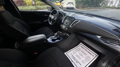 2017 Chevrolet Malibu LT - Photo 11 - Sacramento, CA 95618